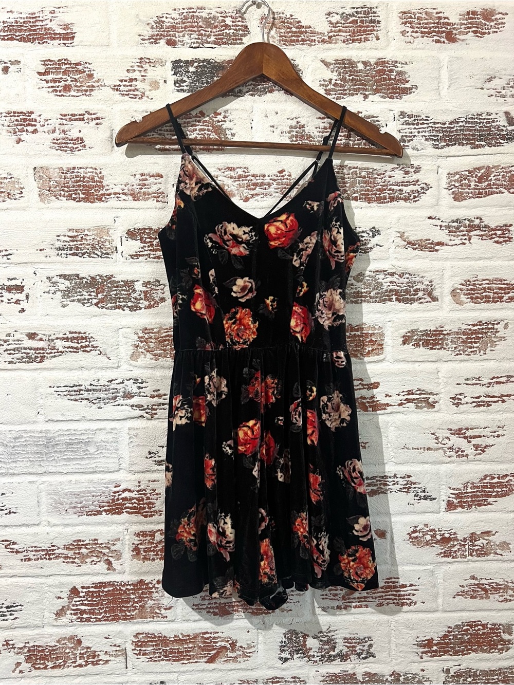 Xhilaration Womens Small Black Velvet Floral Romper Adjustable Straps Spaghetti